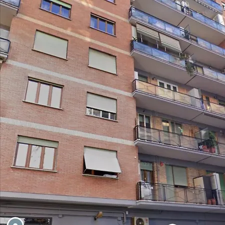 Al Trilocale Metro A Appartement